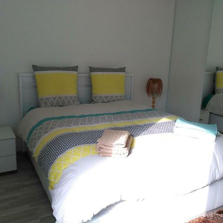 Appartement F3 Avec Parking Privee แซ็ง-พรีเยสท์ ภายนอก รูปภาพ