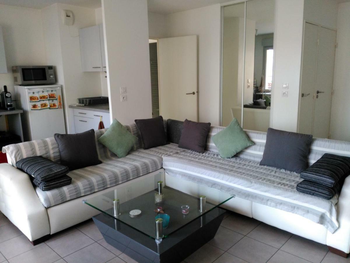 Appartement F3 Avec Parking Privee แซ็ง-พรีเยสท์ ภายนอก รูปภาพ